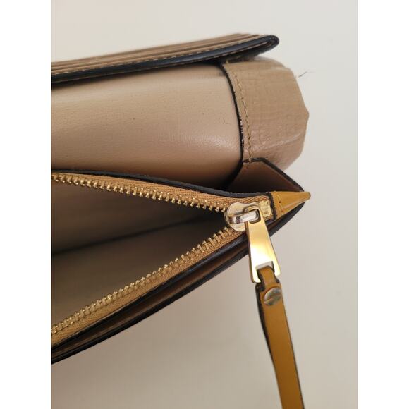 Chloe Auth Geniue Leather Folding Wallet Beige Clutch Logo Large Phone Designer - Picture 8 of 15